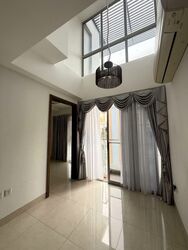 Centra Residence (D14), Apartment #561505121